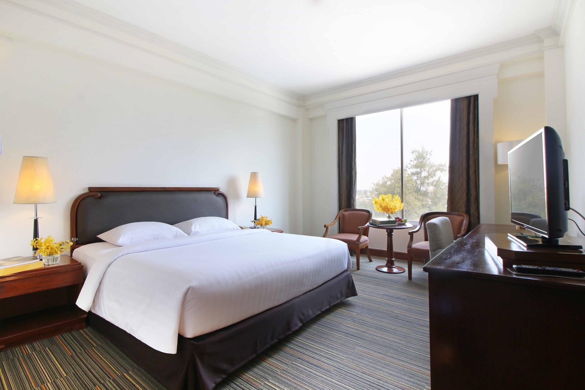Nakhonratchasima The Imperial Hotel & Convention Centre Korat מראה חיצוני תמונה
