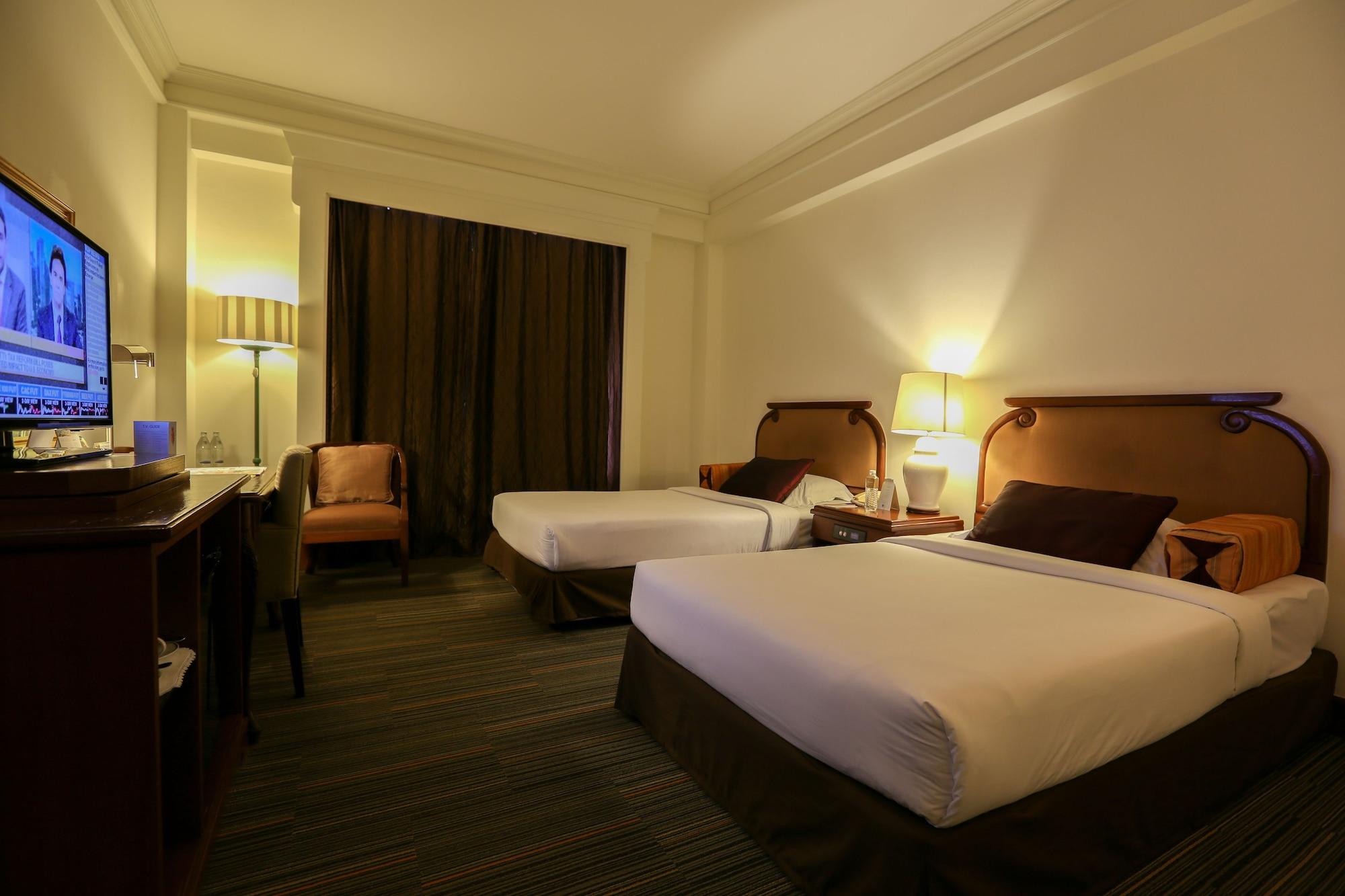 Nakhonratchasima The Imperial Hotel & Convention Centre Korat מראה חיצוני תמונה