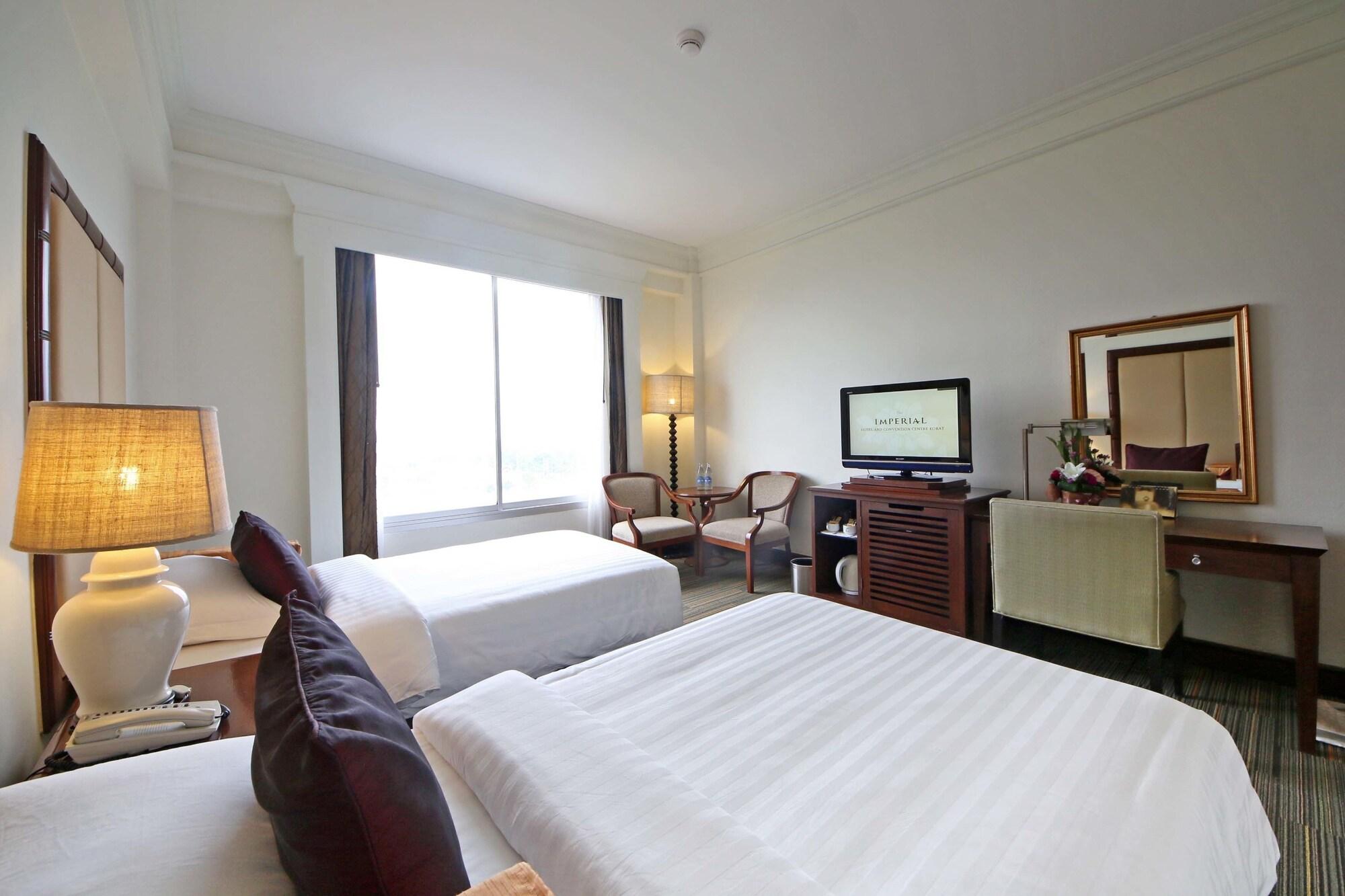 Nakhonratchasima The Imperial Hotel & Convention Centre Korat מראה חיצוני תמונה