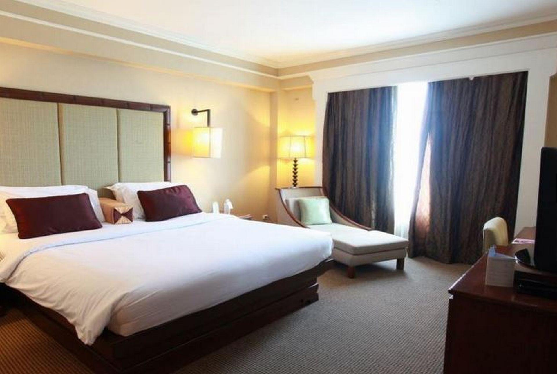 Nakhonratchasima The Imperial Hotel & Convention Centre Korat מראה חיצוני תמונה