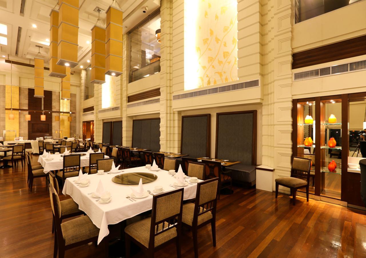 Nakhonratchasima The Imperial Hotel & Convention Centre Korat מראה חיצוני תמונה