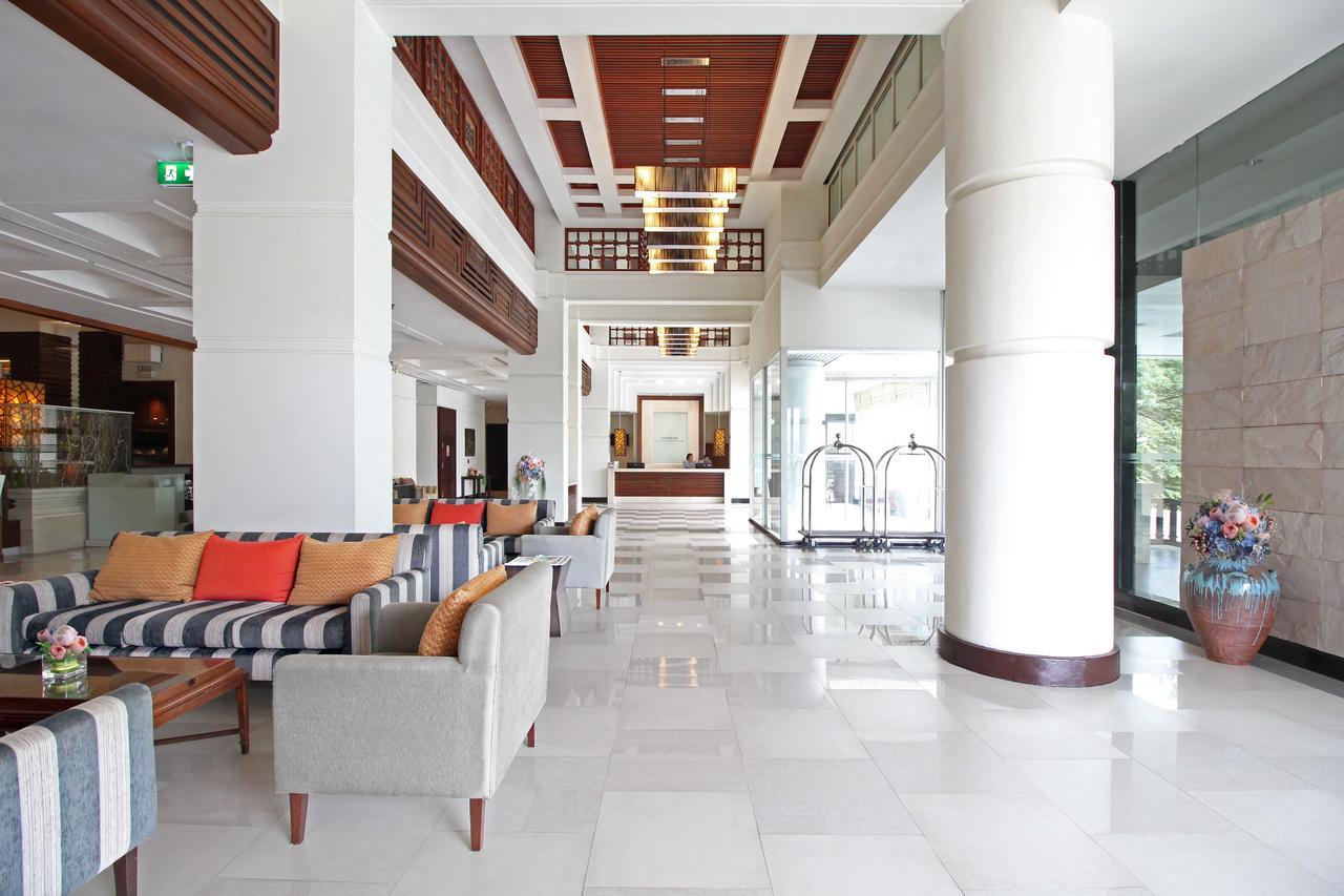Nakhonratchasima The Imperial Hotel & Convention Centre Korat מראה חיצוני תמונה