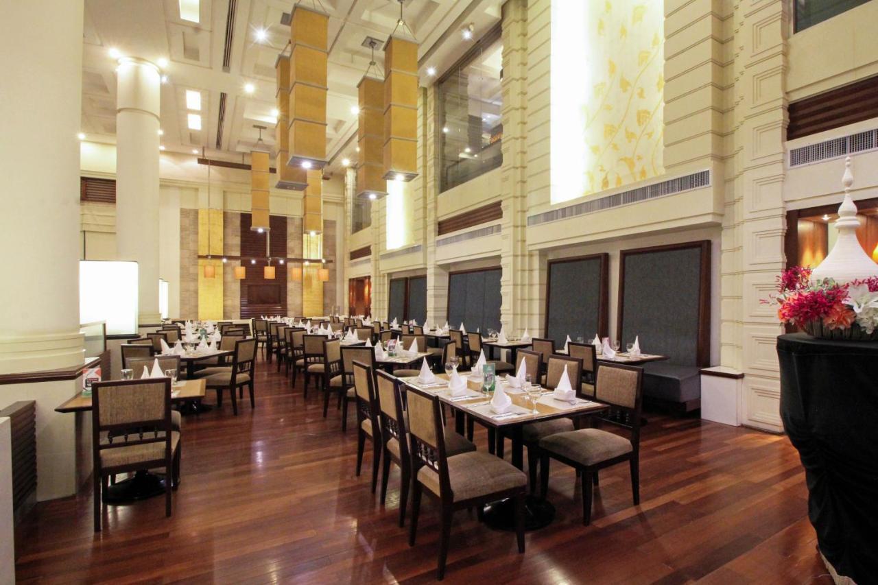 Nakhonratchasima The Imperial Hotel & Convention Centre Korat מראה חיצוני תמונה